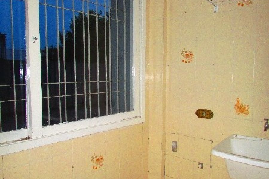 Apartamento com 72m², 2 dormitórios, 1 vaga, no bairro Lourdes em Caxias do Sul para Alugar