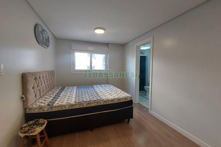 Apto Mobiliado com 65m², 2 dormitórios, 1 vaga, no bairro Villagio Iguatemi em Caxias do Sul para Alugar