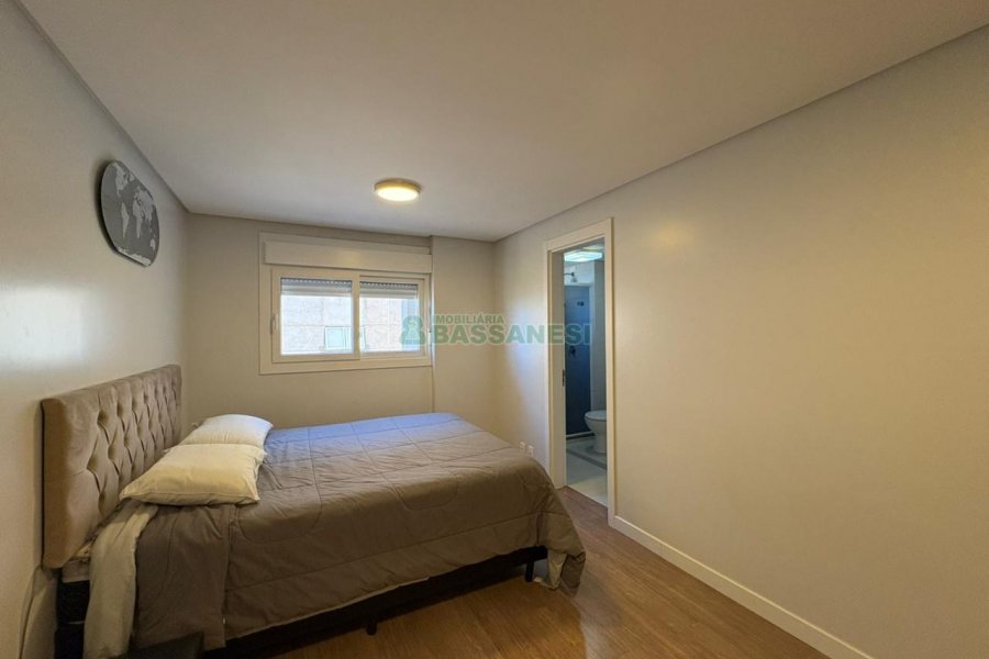 Apto Mobiliado com 65m², 2 dormitórios, 1 vaga, no bairro Villagio Iguatemi em Caxias do Sul para Alugar