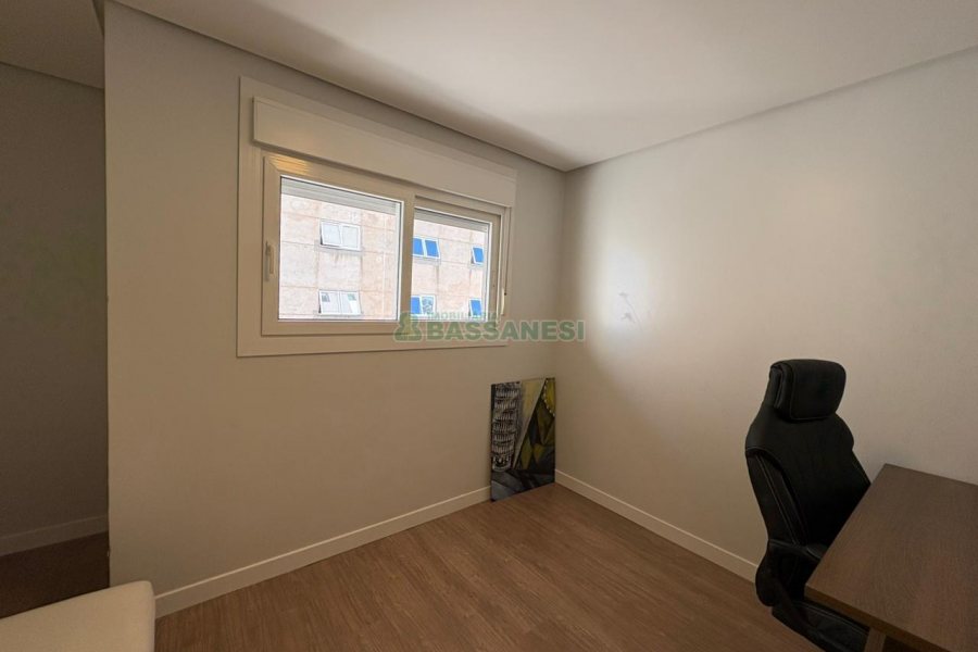 Apto Mobiliado com 65m², 2 dormitórios, 1 vaga, no bairro Villagio Iguatemi em Caxias do Sul para Alugar
