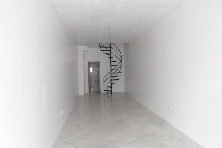 Loja com 140m², no bairro Centro em Caxias do Sul para Alugar