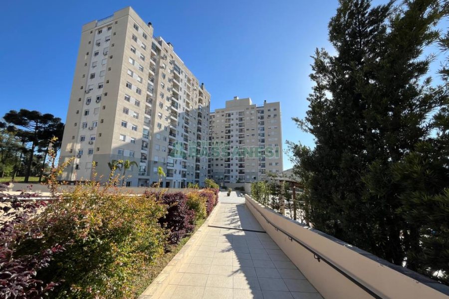 Apartamento com 80m², 2 dormitórios, 2 vagas, no bairro Santa Catarina em Caxias do Sul para Alugar