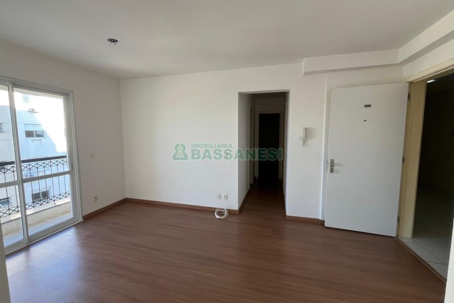 Apartamento com 80m², 2 dormitórios, 2 vagas, no bairro Santa Catarina em Caxias do Sul para Alugar