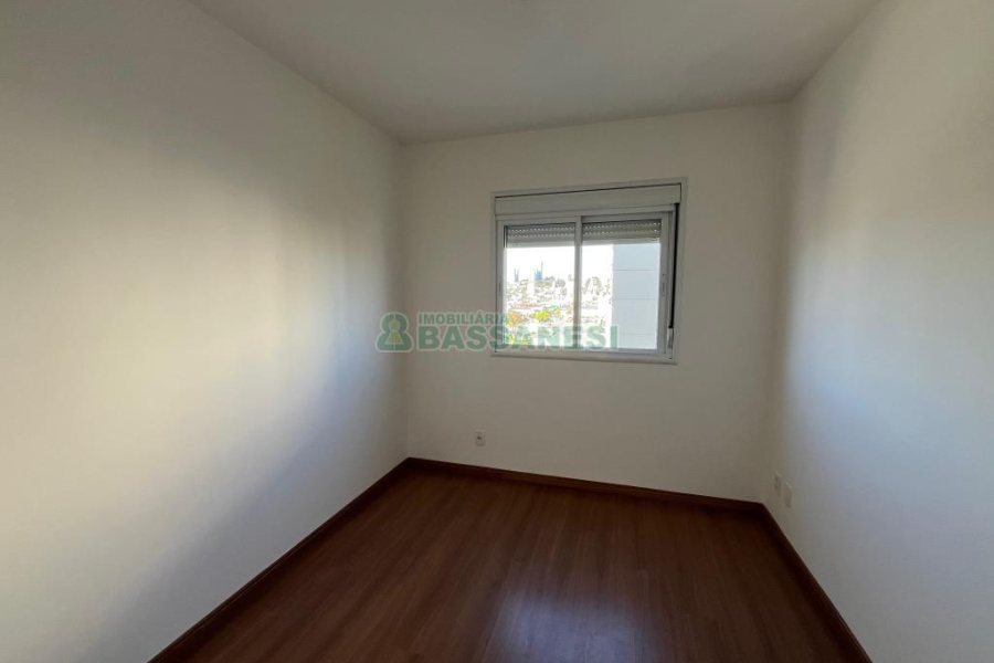 Apartamento com 80m², 2 dormitórios, 2 vagas, no bairro Santa Catarina em Caxias do Sul para Alugar