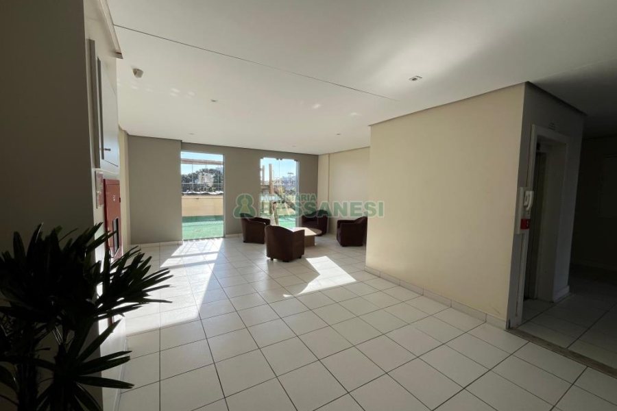 Apartamento com 80m², 2 dormitórios, 2 vagas, no bairro Santa Catarina em Caxias do Sul para Alugar