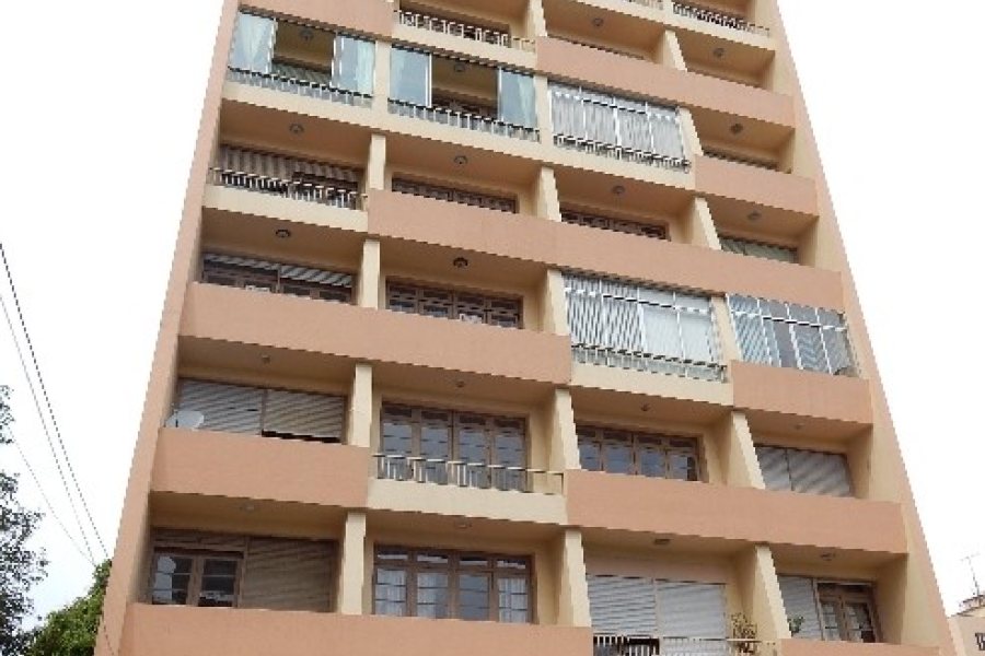 Sala com 42m², no bairro Centro em Caxias do Sul para Comprar