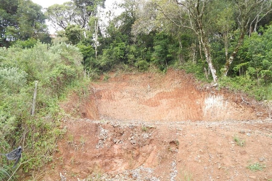 Terreno, no bairro São Luiz em Caxias do Sul para Comprar