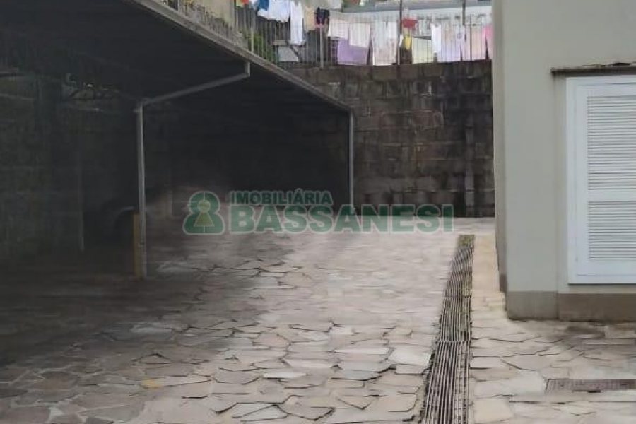 Apartamento com 92m², 3 dormitórios, 1 vaga, no bairro Colina Sorriso em Caxias do Sul para Alugar
