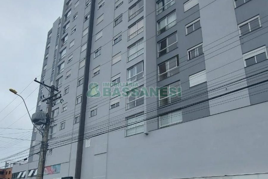 Sala Mobiliada com 97m², no bairro Panazzolo em Caxias do Sul para Comprar