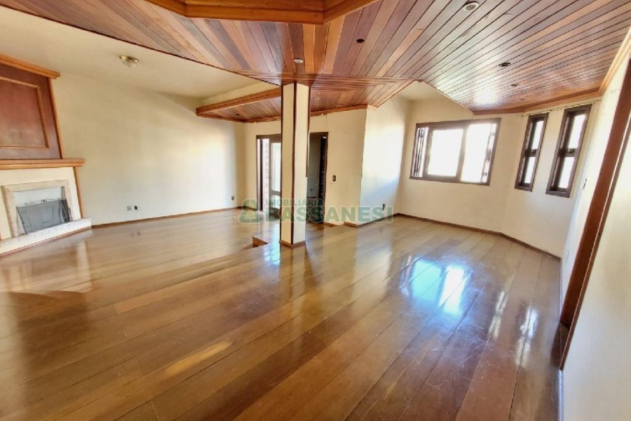Apto Mobiliado com 207m², 4 dormitórios, 3 vagas, no bairro Rio Branco em Caxias do Sul para Alugar ou Comprar