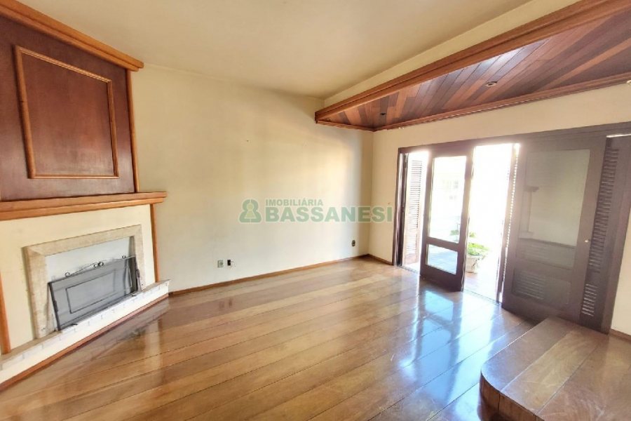 Apto Mobiliado com 207m², 4 dormitórios, 3 vagas, no bairro Rio Branco em Caxias do Sul para Alugar ou Comprar