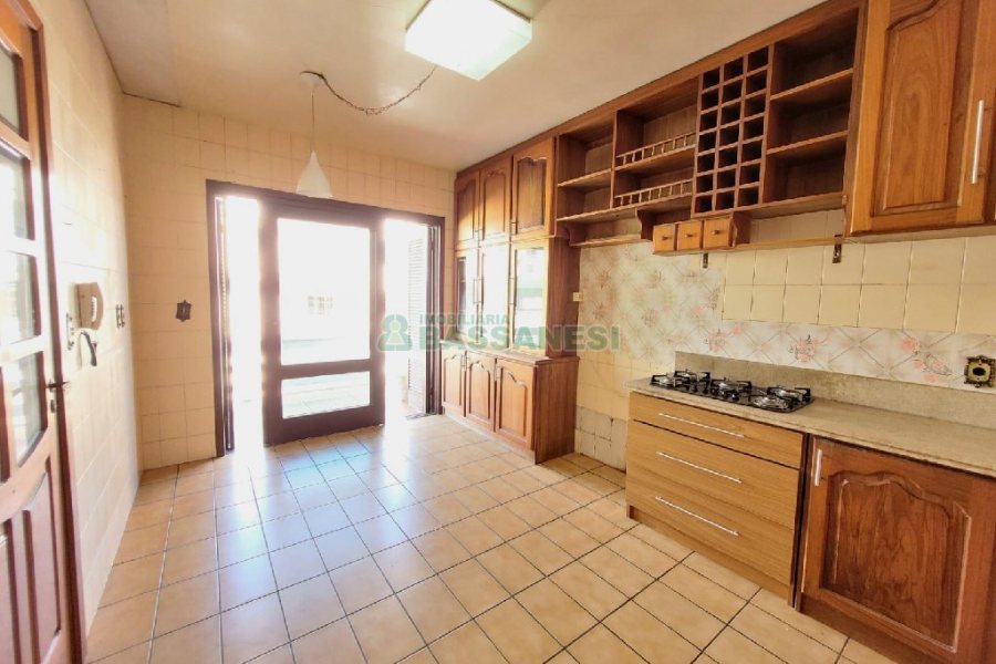 Apto Mobiliado com 207m², 4 dormitórios, 3 vagas, no bairro Rio Branco em Caxias do Sul para Alugar ou Comprar