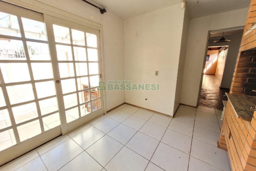 Apto Mobiliado com 207m², 4 dormitórios, 3 vagas, no bairro Rio Branco em Caxias do Sul para Alugar ou Comprar