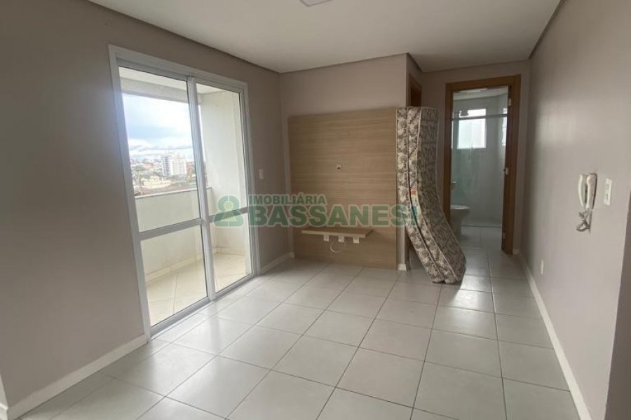 Apartamento com 42m², 1 dormitório, 1 vaga, no bairro Petrópolis em Caxias do Sul para Alugar