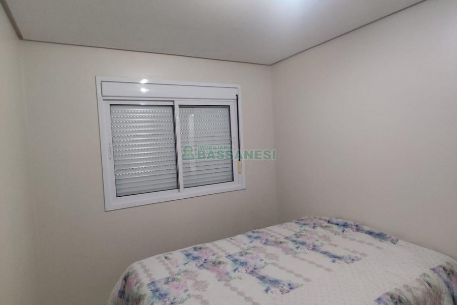 Apartamento com 42m², 1 dormitório, 1 vaga, no bairro Petrópolis em Caxias do Sul para Alugar