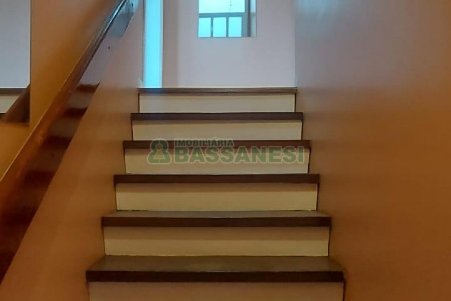 Loja com 120m², no bairro Centro em Caxias do Sul para Alugar