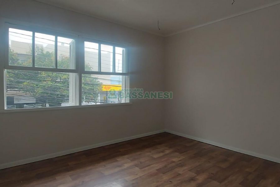 Loja com 120m², no bairro Centro em Caxias do Sul para Alugar