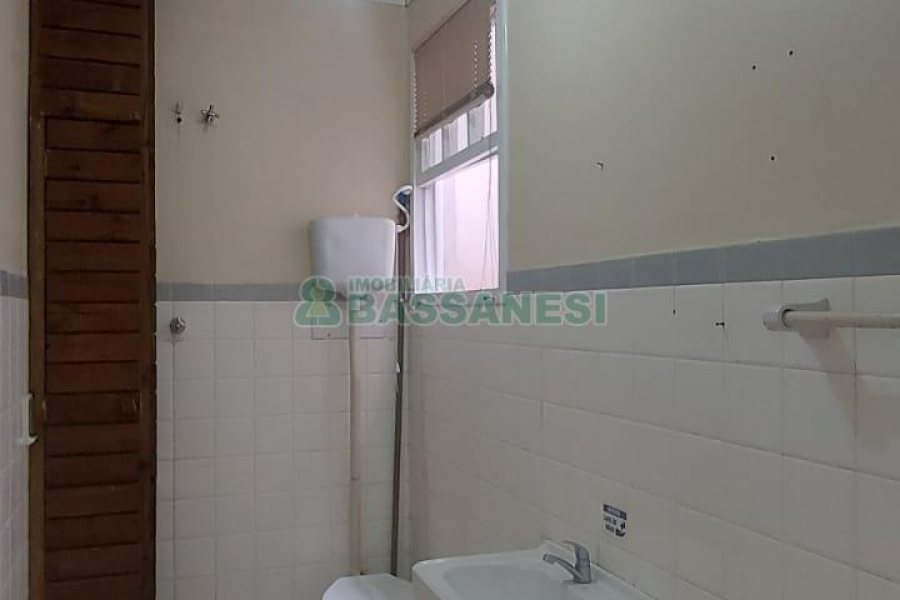 Loja com 120m², no bairro Centro em Caxias do Sul para Alugar