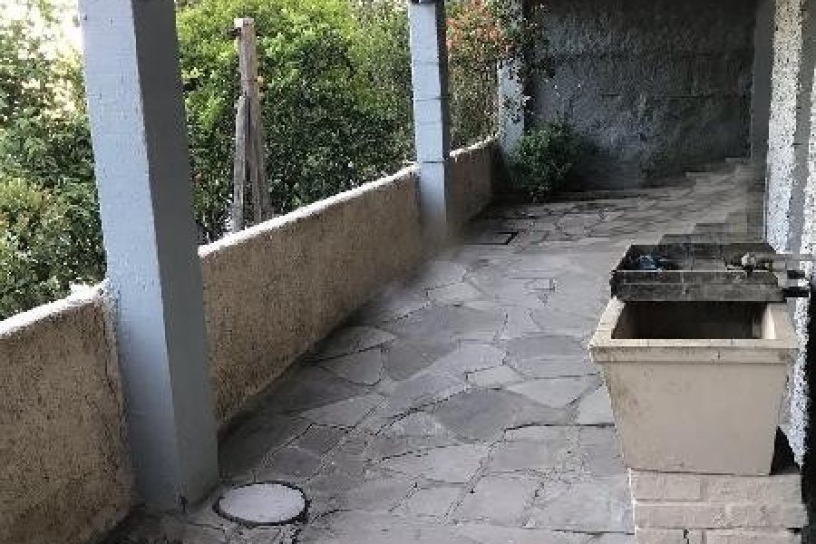 Casa com 160m², 3 dormitórios, no bairro Rio Branco em Caxias do Sul para Comprar