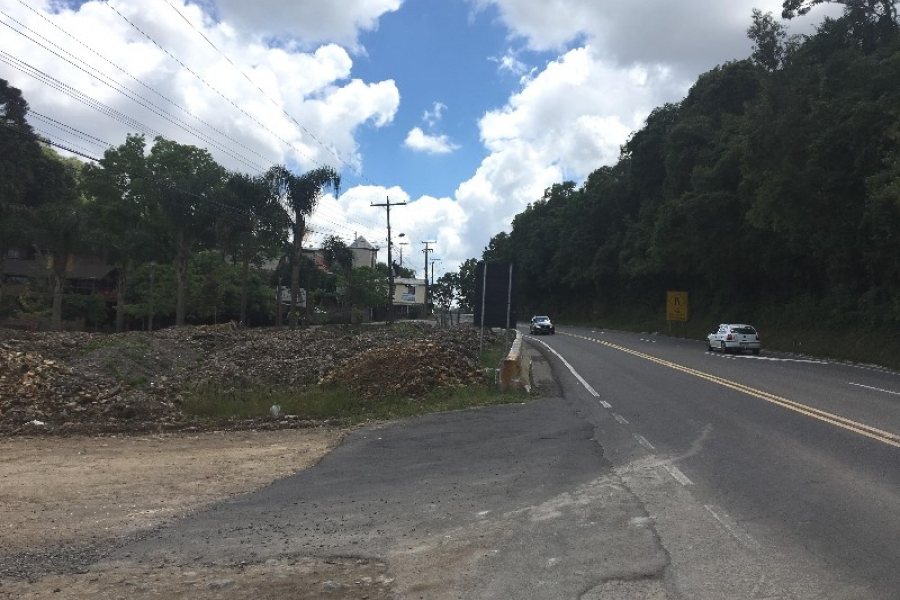 Pavilhão com 4500m², no bairro Santa Corona em Caxias do Sul para Alugar
