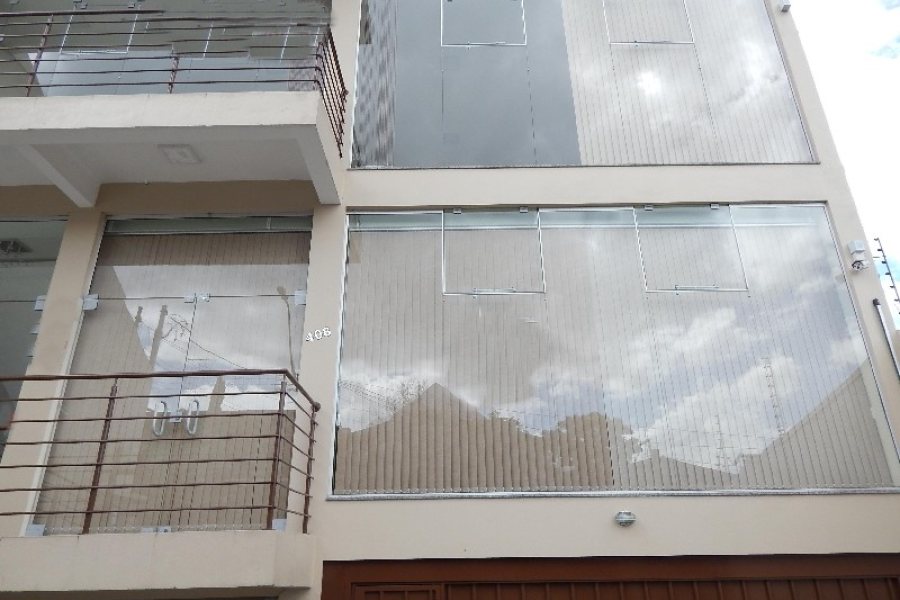 Loja com 165m², no bairro Kayser em Caxias do Sul para Alugar