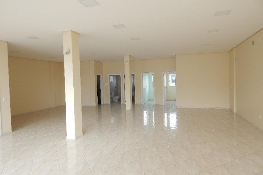 Loja com 165m², no bairro Kayser em Caxias do Sul para Alugar