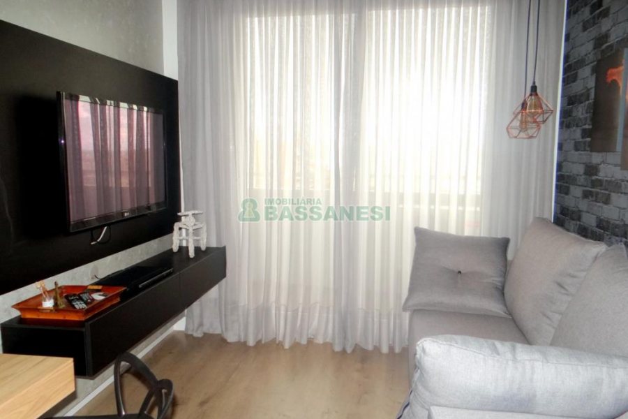 Apto Mobiliado com 46m², 1 dormitório, 1 vaga, no bairro Lourdes em Caxias do Sul para Alugar