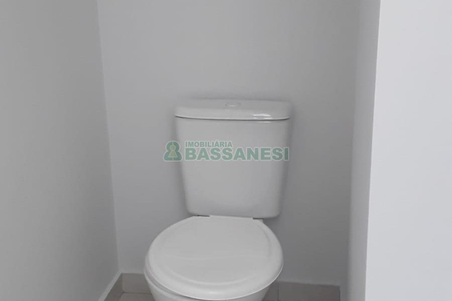 Sala com 42m², no bairro Centro em Caxias do Sul para Comprar