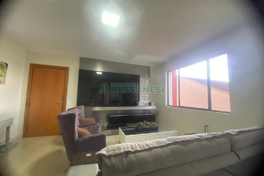 Apto Mobiliado com 135m², 2 dormitórios, 2 vagas, no bairro Colina Sorriso em Caxias do Sul para Comprar