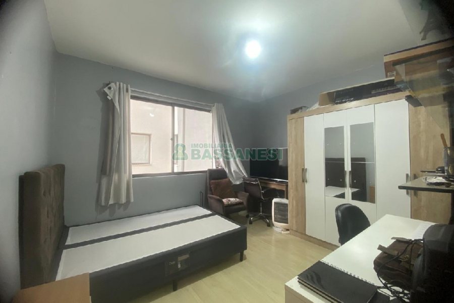 Apto Mobiliado com 135m², 2 dormitórios, 2 vagas, no bairro Colina Sorriso em Caxias do Sul para Comprar