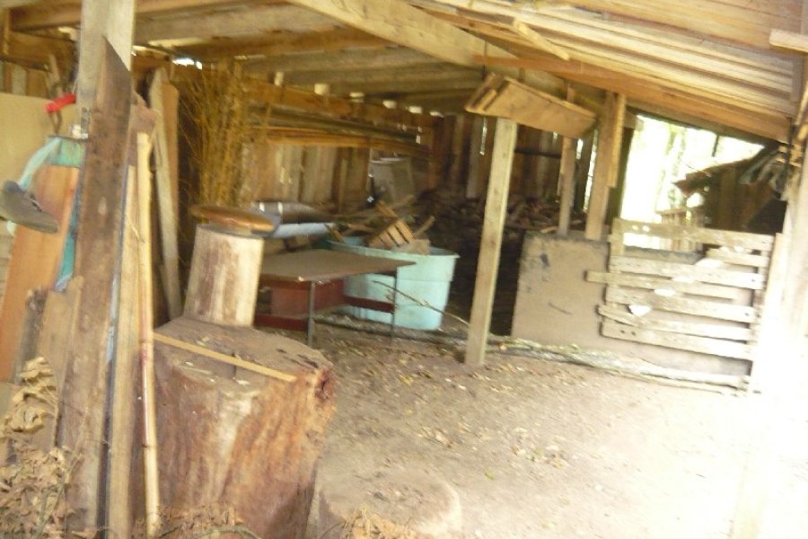 Chácara com 100m², 2 dormitórios, 1 vaga, no bairro Nossa Senhora da Saúde em Caxias do Sul para Comprar