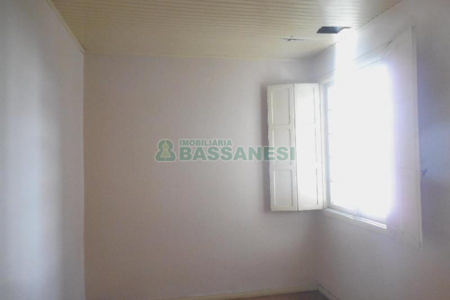 Apartamento com 60m², 3 dormitórios, no bairro Centro em Caxias do Sul para Alugar