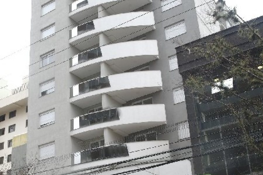 Apartamento com 73m², 2 dormitórios, 1 vaga, no bairro São Pelegrino em Caxias do Sul para Alugar