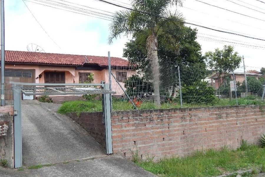 Casa com 123m², 3 dormitórios, no bairro Diamantino em Caxias do Sul para Comprar