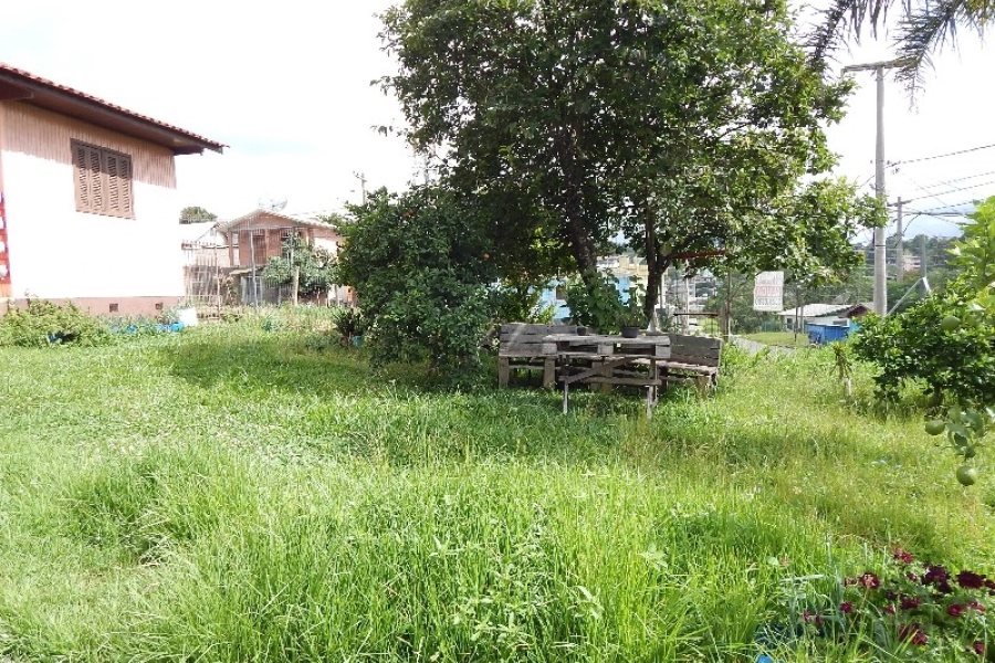 Casa com 123m², 3 dormitórios, no bairro Diamantino em Caxias do Sul para Comprar