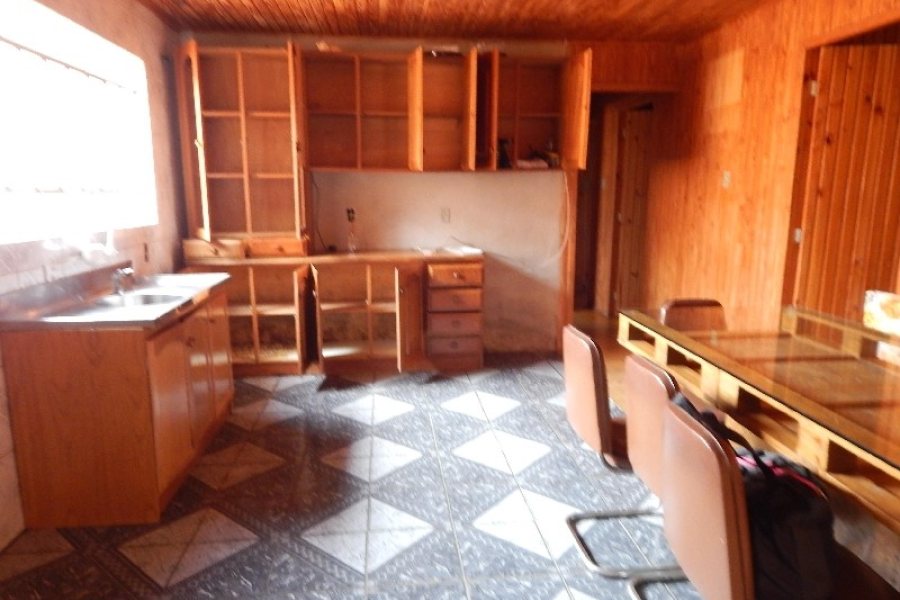 Casa com 123m², 3 dormitórios, no bairro Diamantino em Caxias do Sul para Comprar