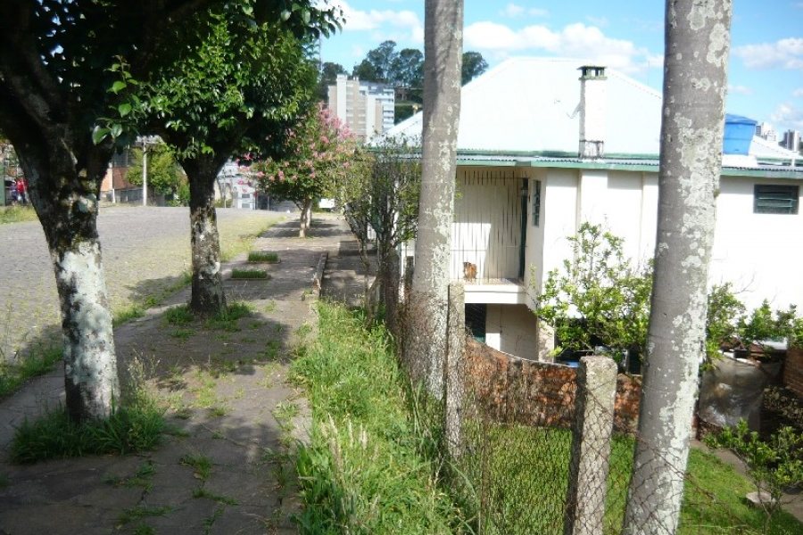 Terreno, no bairro São Leopoldo em Caxias do Sul para Comprar