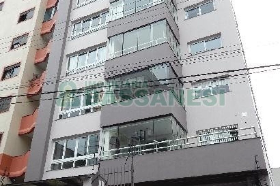 Apartamento com 130m², 3 dormitórios, 3 vagas, no bairro São Pelegrino em Caxias do Sul para Comprar