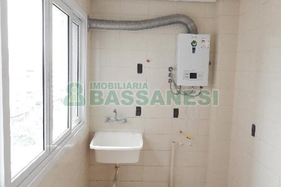 Apartamento com 130m², 3 dormitórios, 3 vagas, no bairro São Pelegrino em Caxias do Sul para Comprar