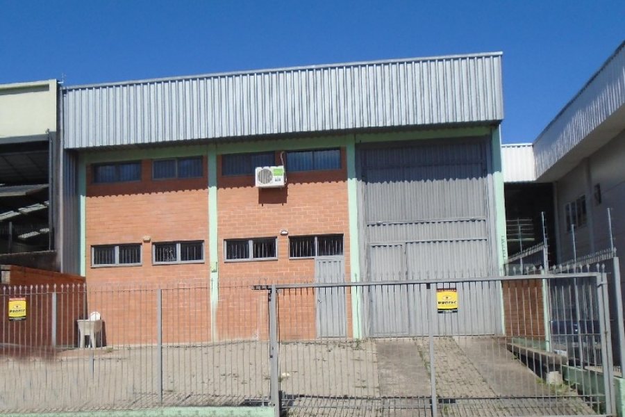 Pavilhão com 306m², no bairro Sanvitto em Caxias do Sul para Alugar
