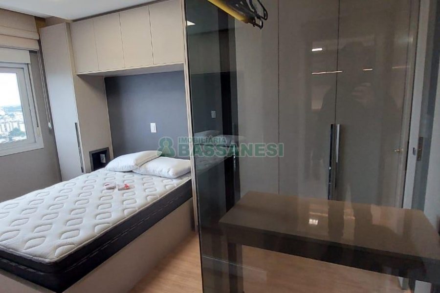 Apto Mobiliado com 80m², 2 dormitórios, 2 vagas, no bairro Madureira em Caxias do Sul para Alugar