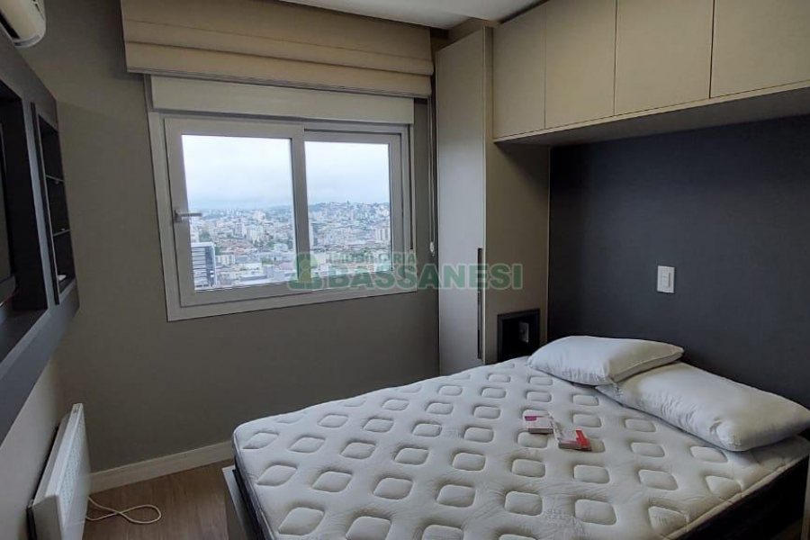 Apto Mobiliado com 80m², 2 dormitórios, 2 vagas, no bairro Madureira em Caxias do Sul para Alugar