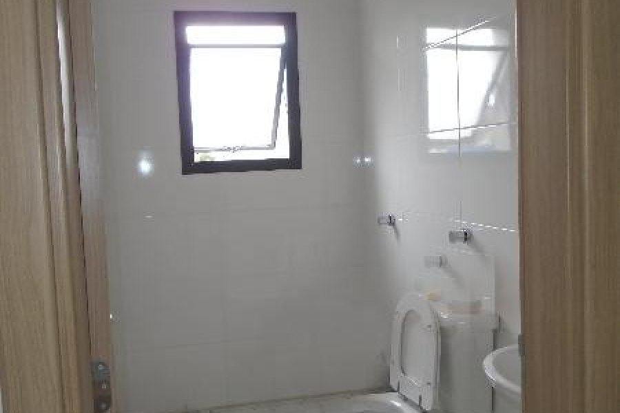 Loja com 240m², no bairro Centro em Caxias do Sul para Alugar ou Comprar