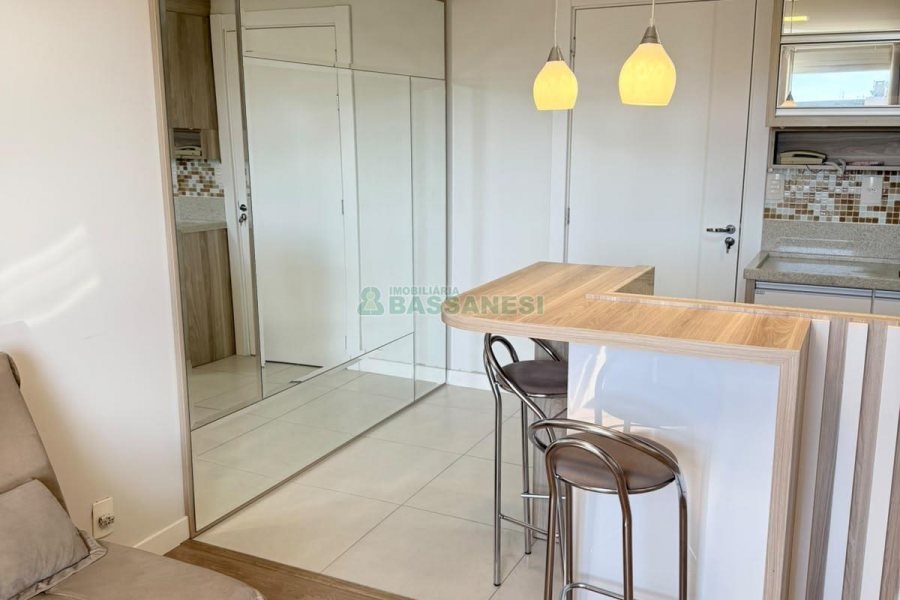 Apto Mobiliado com 40m², 1 dormitório, 1 vaga, no bairro Villagio Iguatemi em Caxias do Sul para Alugar