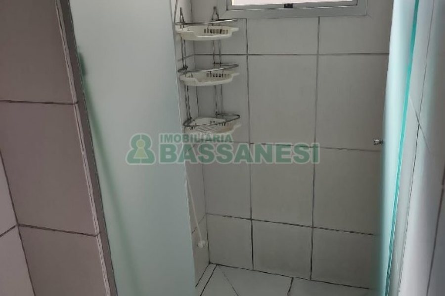 Apartamento com 54m², 2 dormitórios, 1 vaga, no bairro Morada dos Alpes em Caxias do Sul para Comprar