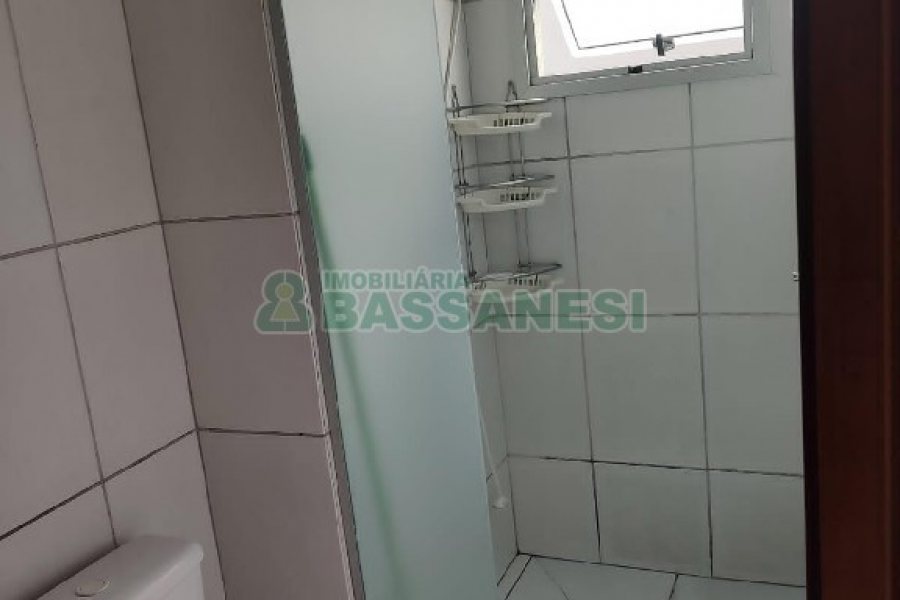 Apartamento com 54m², 2 dormitórios, 1 vaga, no bairro Morada dos Alpes em Caxias do Sul para Comprar