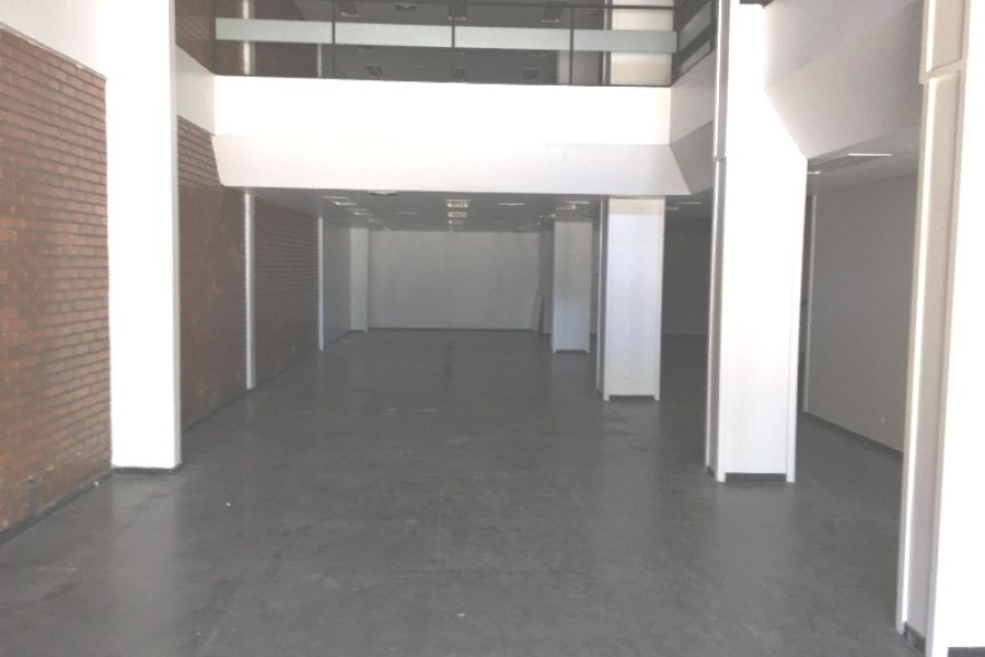 Loja com 565m², no bairro Centro em Caxias do Sul para Alugar