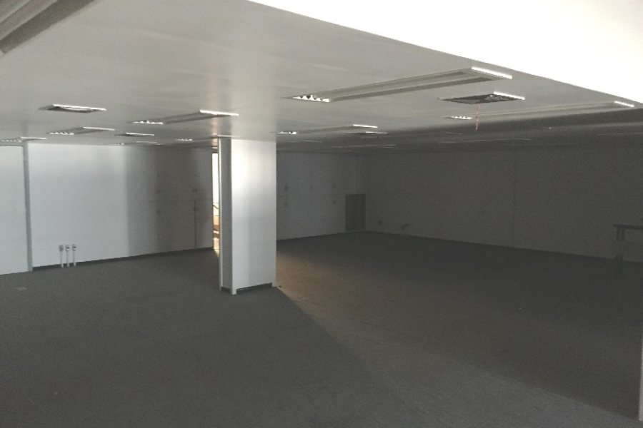 Loja com 565m², no bairro Centro em Caxias do Sul para Alugar