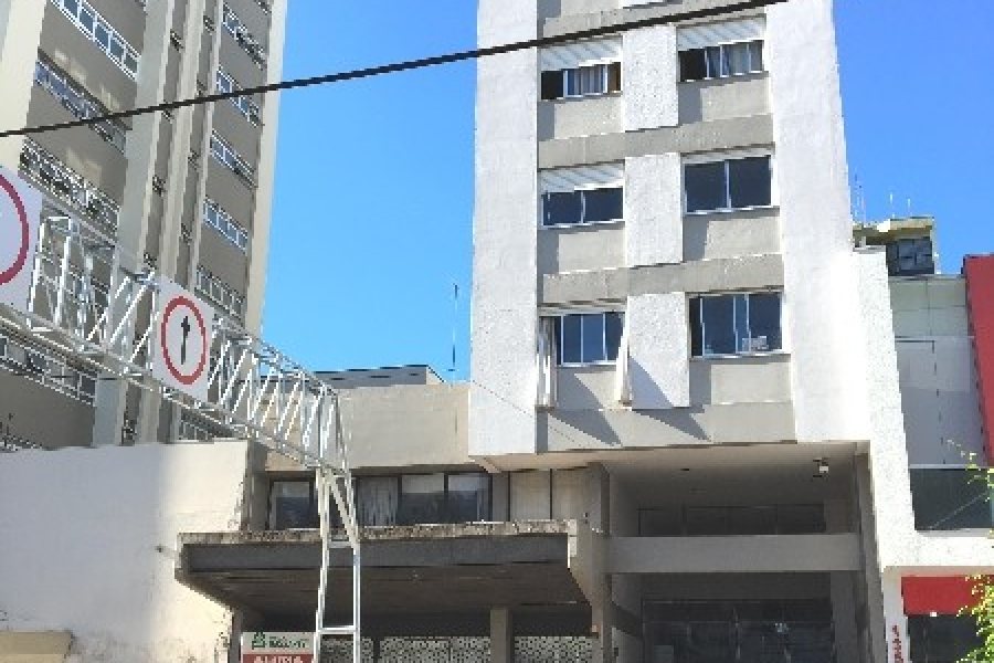 Loja com 565m², no bairro Centro em Caxias do Sul para Alugar