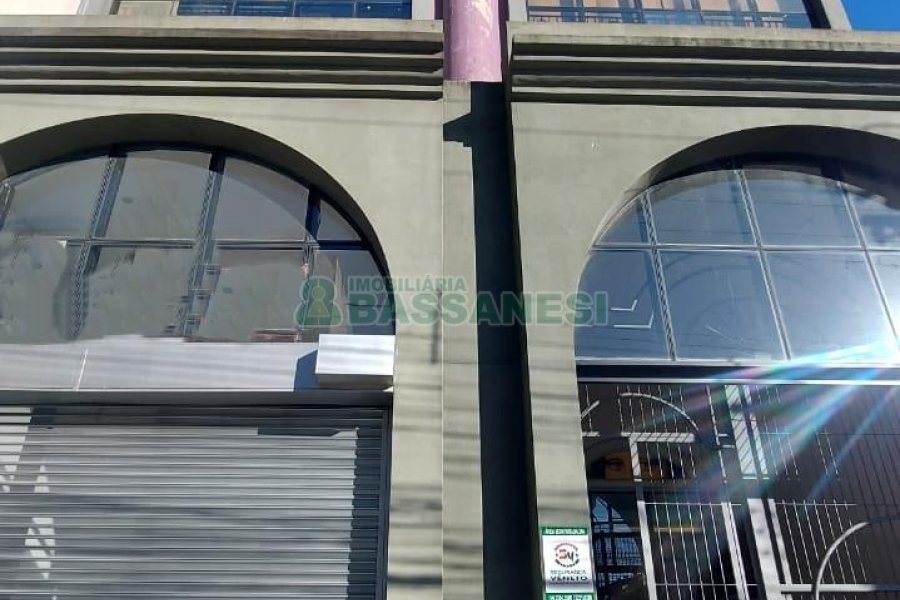 Sala com 50m², no bairro Centro em Caxias do Sul para Alugar